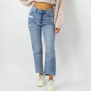 (SOLD) Grey Bandit Finley Girlfriend Jeans, Size 3/25